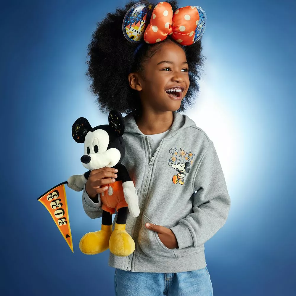Mickey Mouse Plush 2023 – Small 11'' 4 Mickey Mouse Plush 2023 – Small 11'' - Image 2