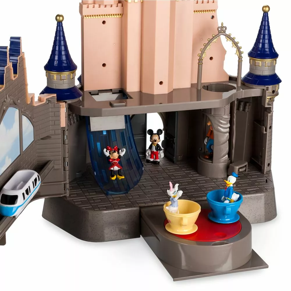 Cinderella Castle Playset – Walt Disney World 9 Cinderella Castle Playset – Walt Disney World - Image 7