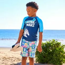 Millennium Falcon Rash Guard For Kids – Star Wars -National Geographic Shop 3921059192293 4
