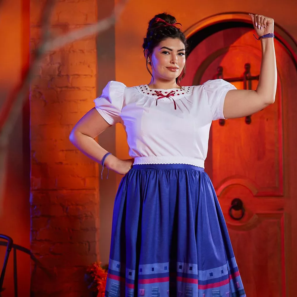 Luisa Costume For Women – Encanto 4 Luisa Costume For Women – Encanto - Image 2