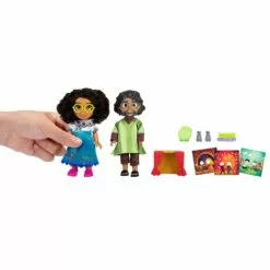 Mirabel & Bruno Petite Storytelling Gift Set – Encanto 11 Mirabel & Bruno Petite Storytelling Gift Set – Encanto -National Geographic Shop 6002045431996 2